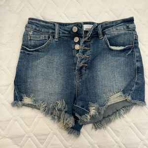 Vervet shorts size small